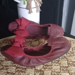 SALVATORE FERRAGAMO FLATS